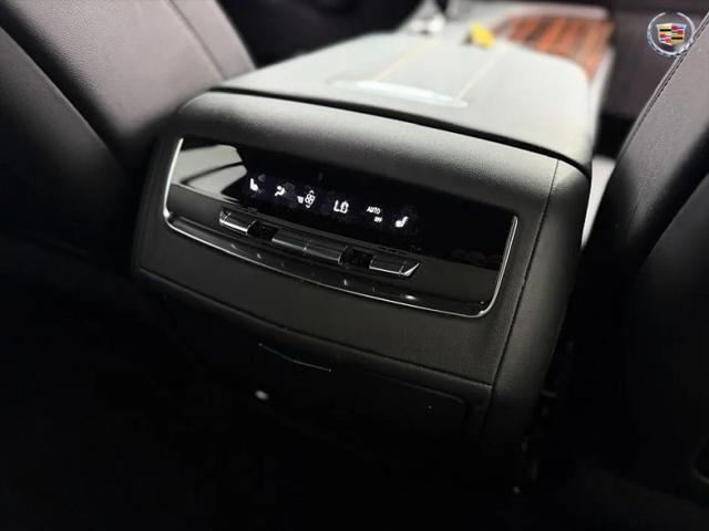 2022 Cadillac Escalade 2WD Luxury