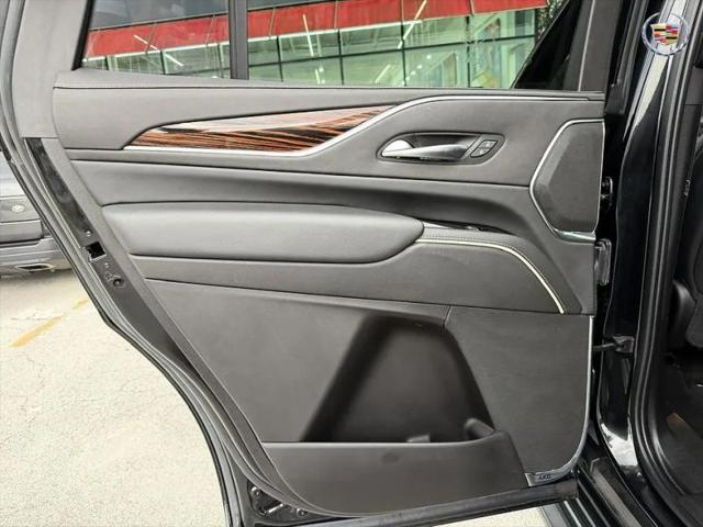 2022 Cadillac Escalade 2WD Luxury