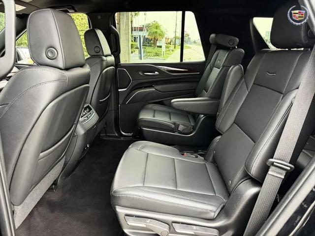 2022 Cadillac Escalade 2WD Luxury