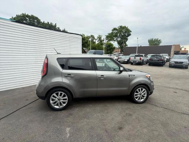 2019 Kia Soul +