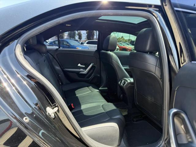 2019 Mercedes-Benz A 220 A 220