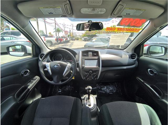 2019 Nissan Versa 1.6 SV