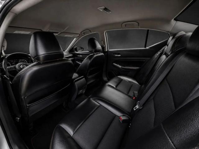 2020 Nissan Altima SR FWD