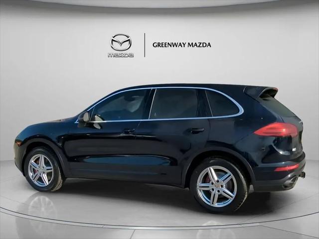 2016 Porsche Cayenne Cayenne