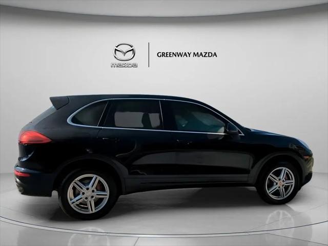 2016 Porsche Cayenne Cayenne