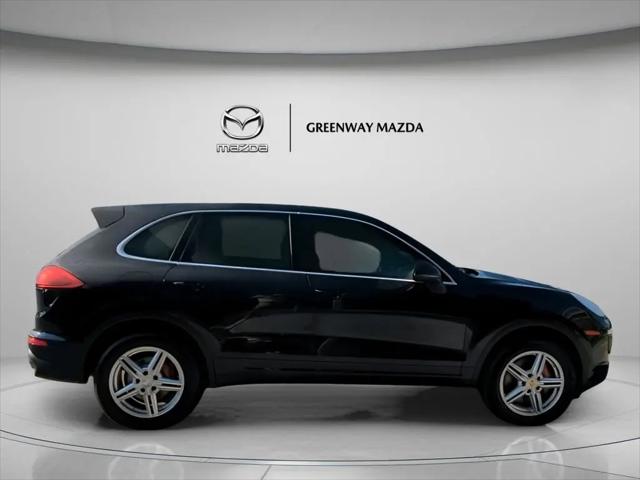 2016 Porsche Cayenne Cayenne