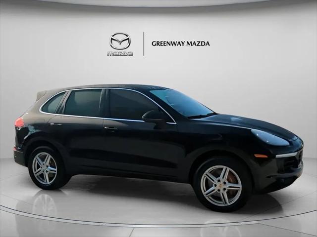 2016 Porsche Cayenne Cayenne