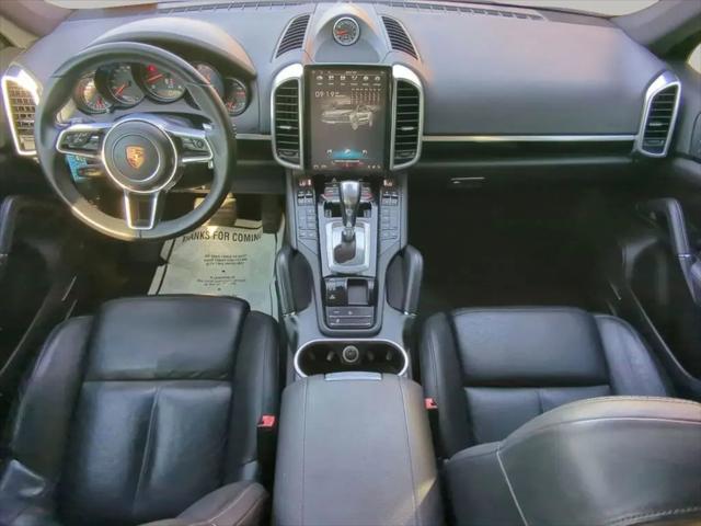 2016 Porsche Cayenne Cayenne