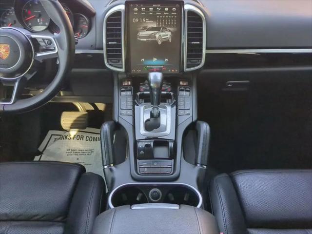 2016 Porsche Cayenne Cayenne