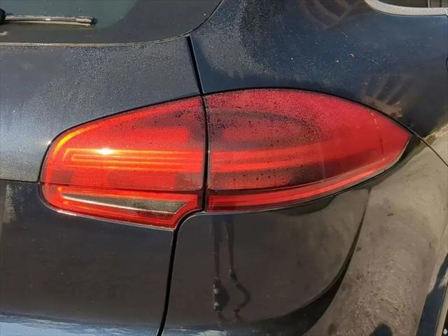 2016 Porsche Cayenne Cayenne