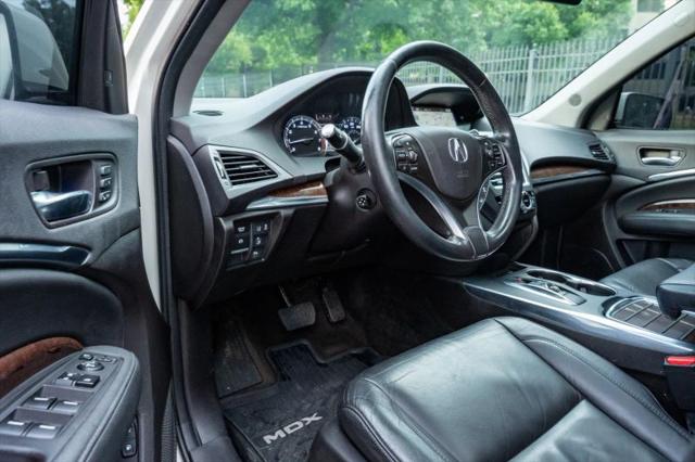 2017 Acura MDX w/Technology Package
