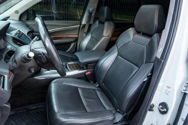 2017 Acura MDX w/Technology Package