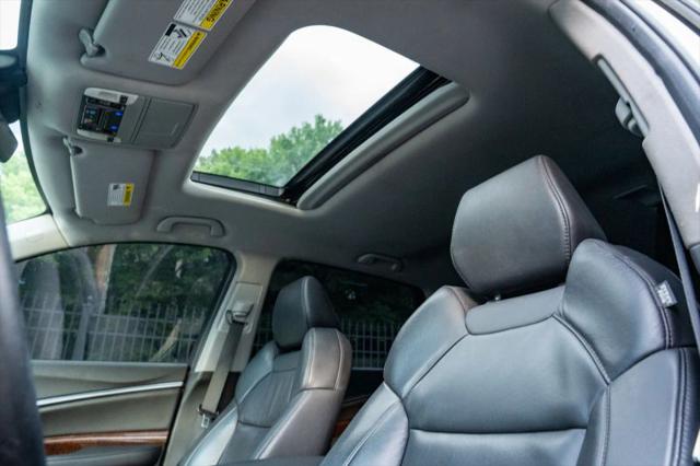 2017 Acura MDX w/Technology Package