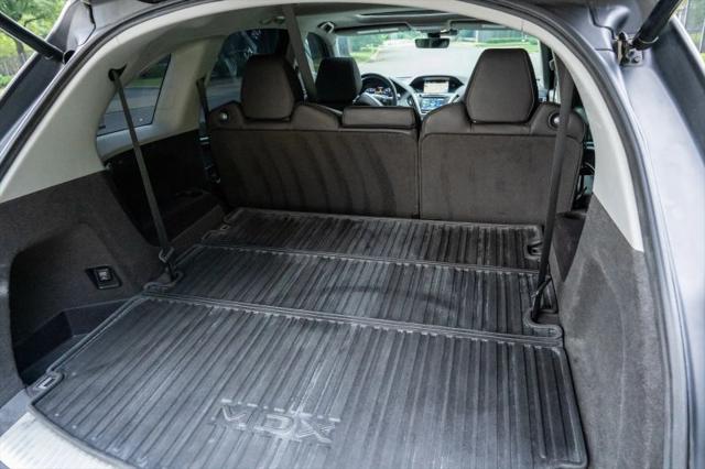 2017 Acura MDX w/Technology Package