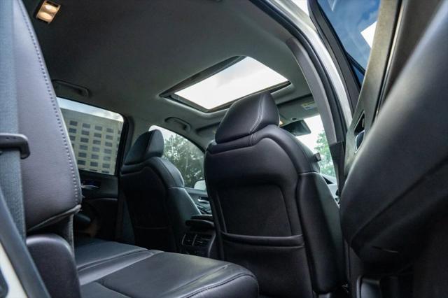 2017 Acura MDX w/Technology Package