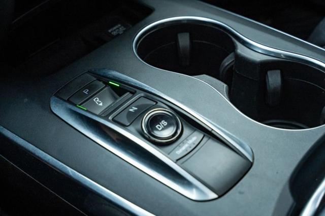 2017 Acura MDX w/Technology Package