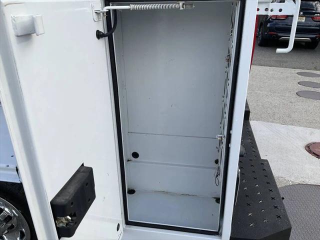 2020 Chevrolet Express Cutaway Work Van