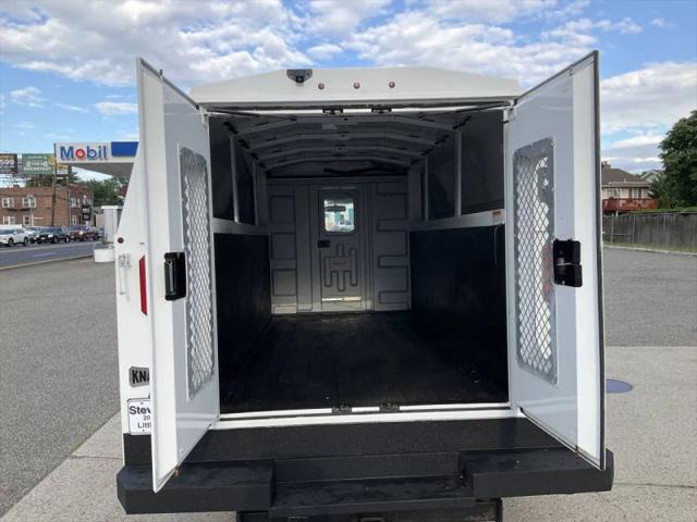 2020 Chevrolet Express Cutaway Work Van