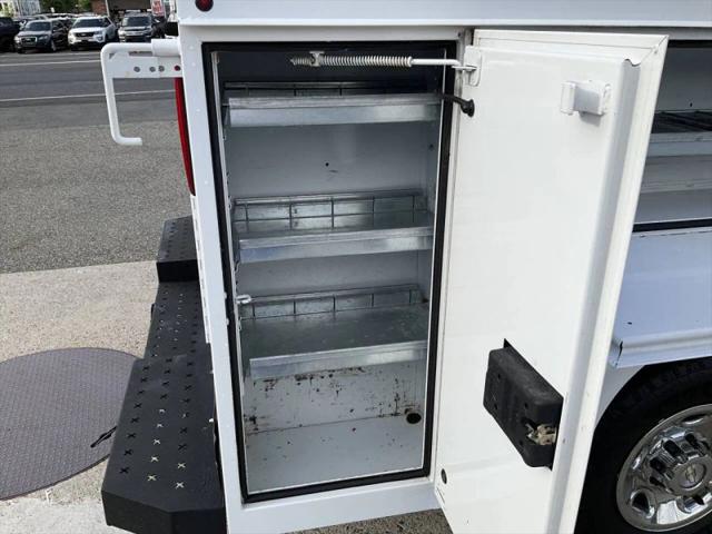 2020 Chevrolet Express Cutaway Work Van