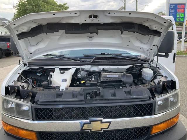 2020 Chevrolet Express Cutaway Work Van