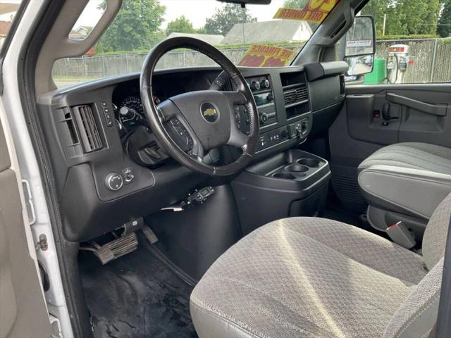 2020 Chevrolet Express Cutaway Work Van