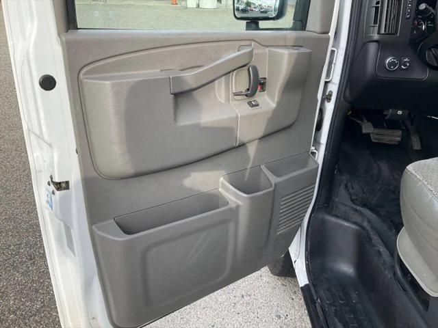 2020 Chevrolet Express Cutaway Work Van