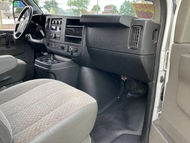 2020 Chevrolet Express Cutaway Work Van