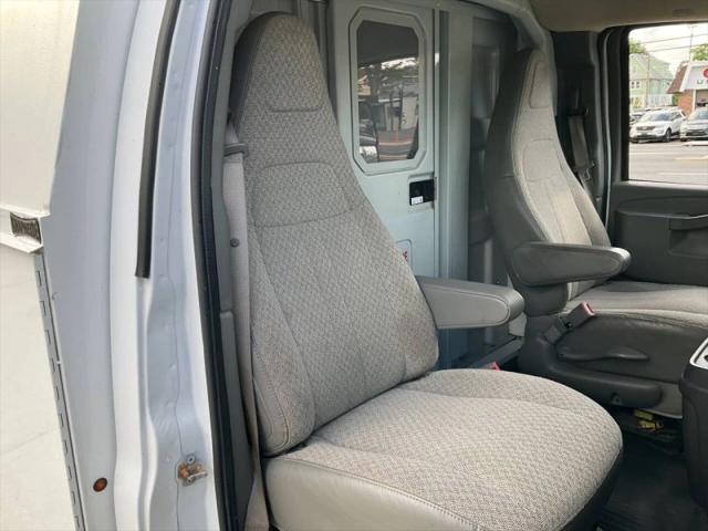 2020 Chevrolet Express Cutaway Work Van