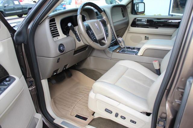 2017 Lincoln Navigator L Select