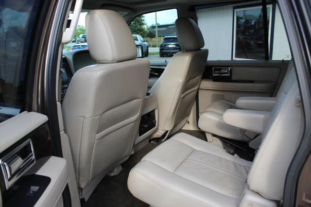 2017 Lincoln Navigator L Select