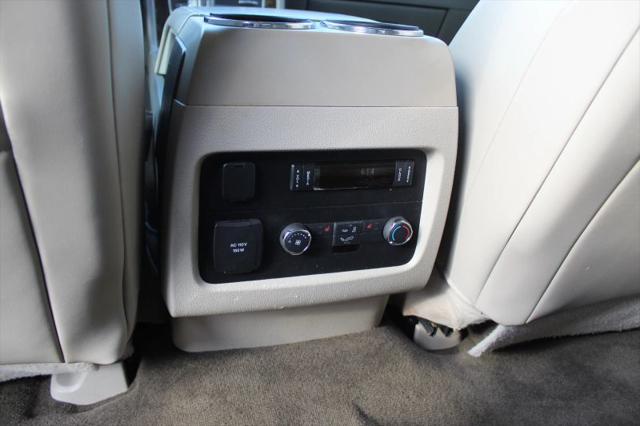 2017 Lincoln Navigator L Select
