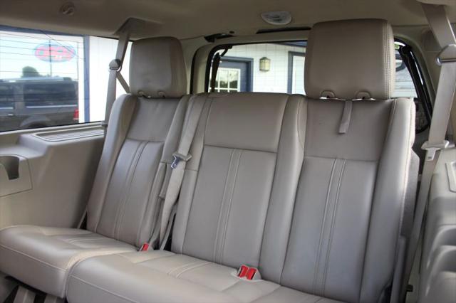 2017 Lincoln Navigator L Select