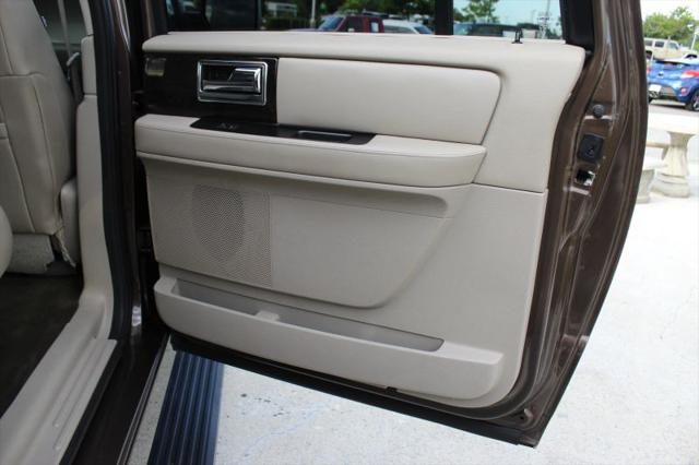 2017 Lincoln Navigator L Select