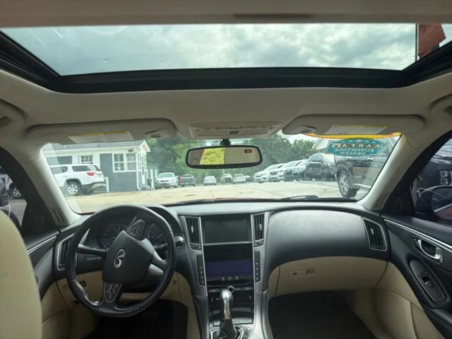 2015 INFINITI Q50 Premium