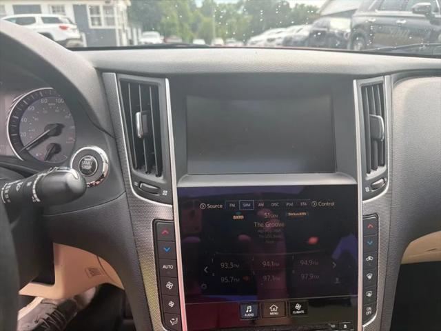 2015 INFINITI Q50 Premium