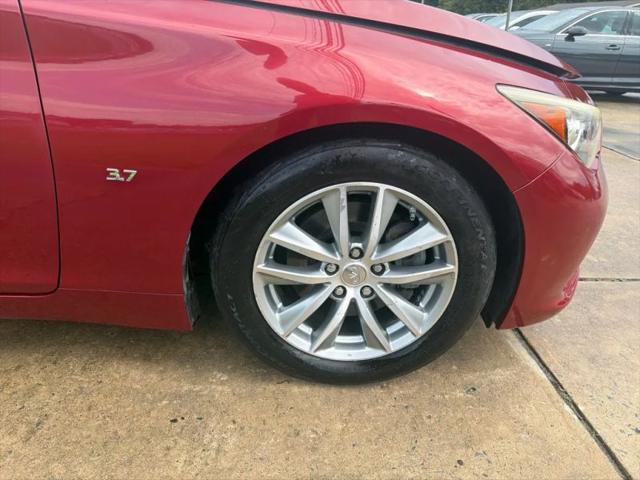 2015 INFINITI Q50 Premium