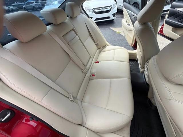 2015 INFINITI Q50 Premium