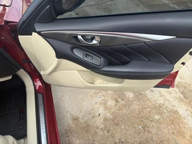 2015 INFINITI Q50 Premium