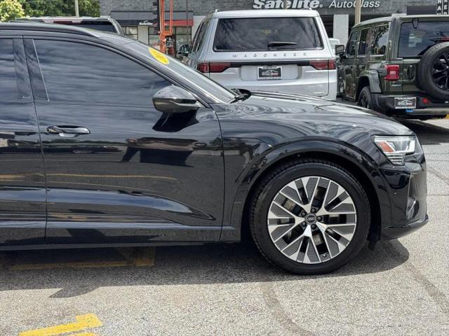 2024 Audi e-tron Premium Plus quattro