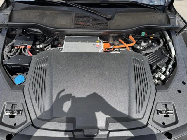 2024 Audi e-tron Premium Plus quattro
