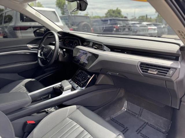 2024 Audi e-tron Premium Plus quattro