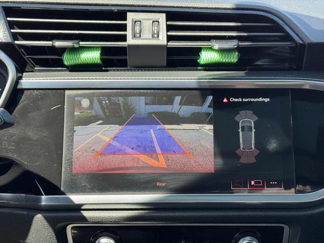 2021 Audi Q3 Premium Plus 40 TFSI quattro Tiptronic