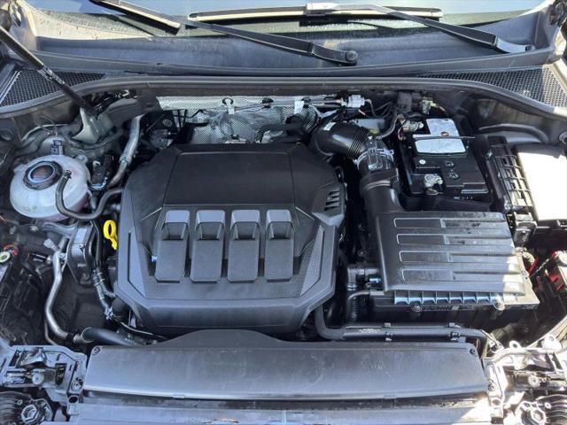 2021 Audi Q3 Premium Plus 40 TFSI quattro Tiptronic