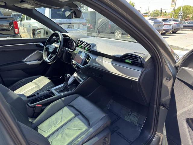 2021 Audi Q3 Premium Plus 40 TFSI quattro Tiptronic