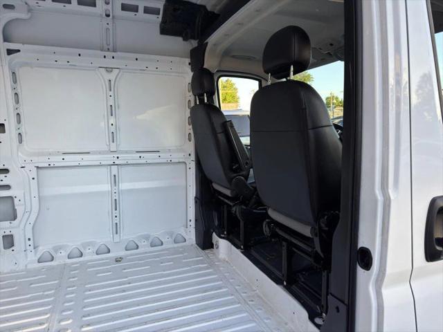 2026 Ram ProMaster 2500 Cargo Van Tradesman High Roof 159" WB w/Pass Seat