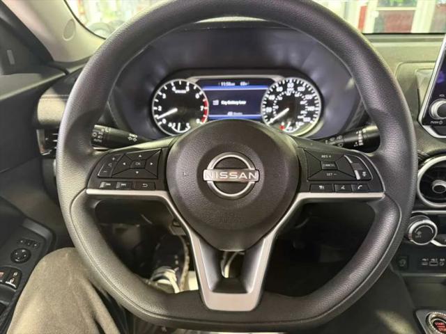 2024 Nissan Sentra SV Xtronic CVT