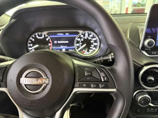 2024 Nissan Sentra SV Xtronic CVT