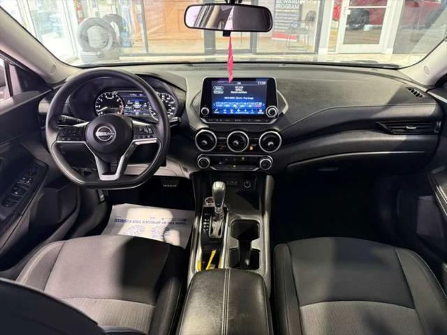 2024 Nissan Sentra SV Xtronic CVT