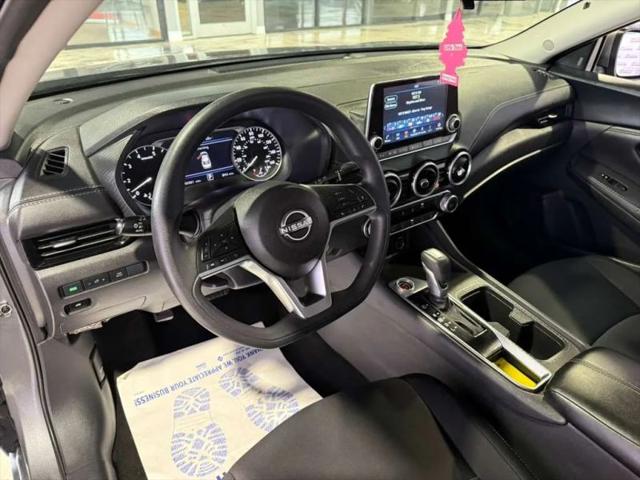 2024 Nissan Sentra SV Xtronic CVT