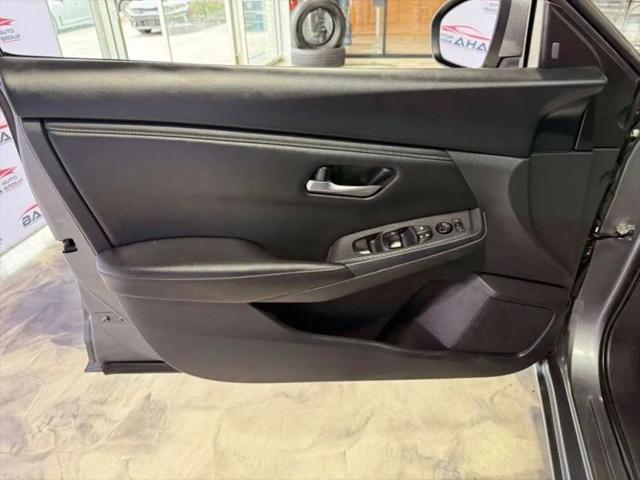 2024 Nissan Sentra SV Xtronic CVT